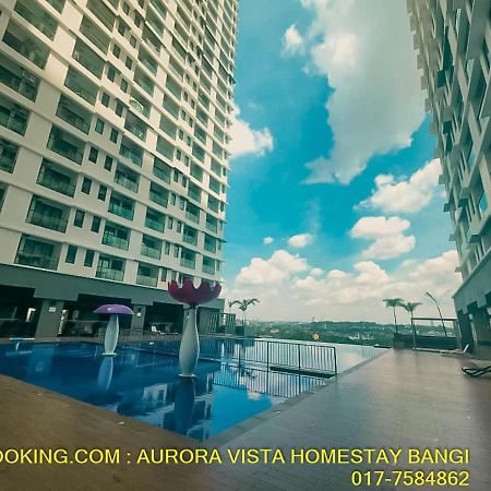 Aurora Vista Homestay Bangi At Vista Bangi With Wifi Netflix Gym Sauna Coway Swimming Pool-River View Kajang Exterior photo