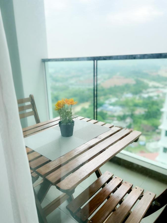 Aurora Vista Homestay Bangi At Vista Bangi With Wifi Netflix Gym Sauna Coway Swimming Pool-River View Kajang Exterior photo