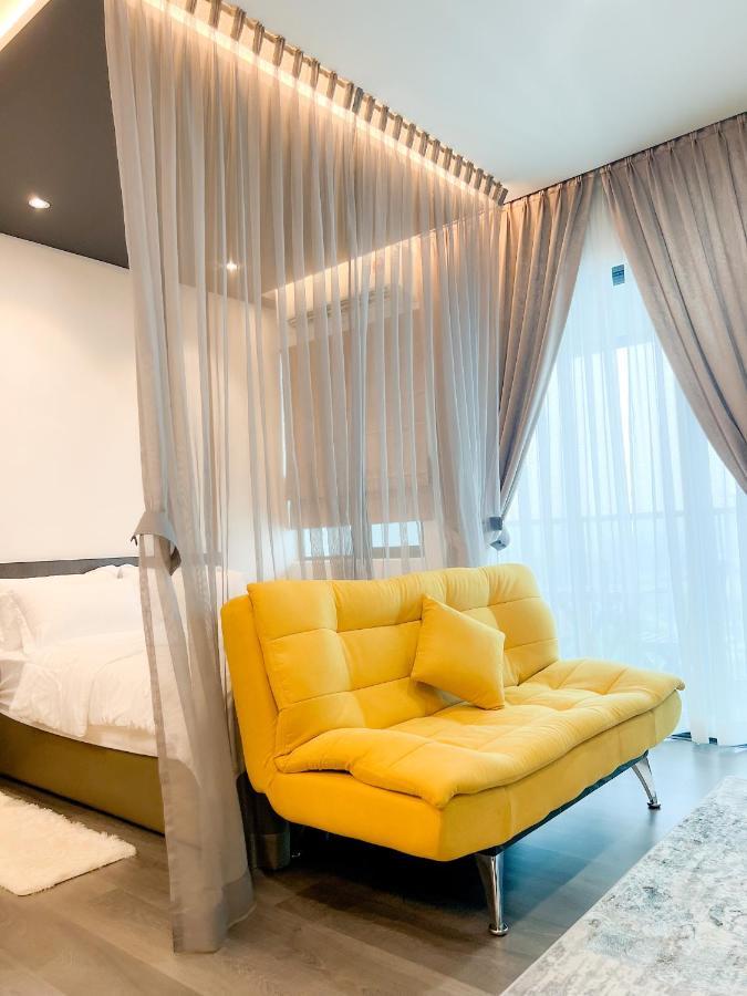 Aurora Vista Homestay Bangi At Vista Bangi With Wifi Netflix Gym Sauna Coway Swimming Pool-River View Kajang Exterior photo