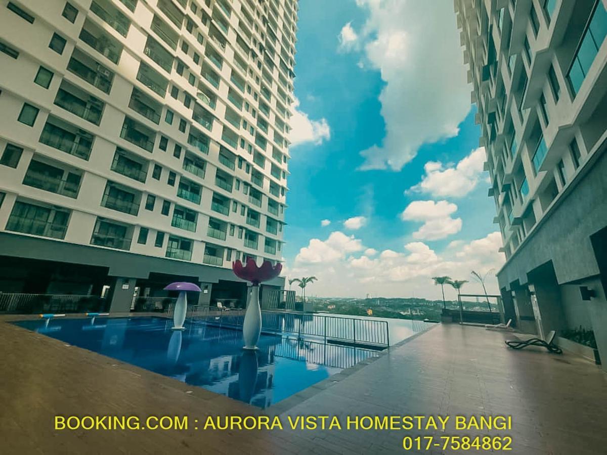 Aurora Vista Homestay Bangi At Vista Bangi With Wifi Netflix Gym Sauna Coway Swimming Pool-River View Kajang Exterior photo