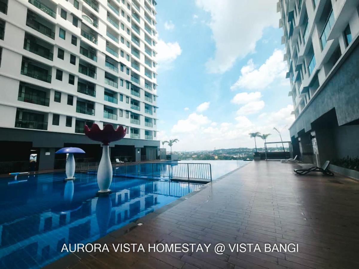 Aurora Vista Homestay Bangi At Vista Bangi With Wifi Netflix Gym Sauna Coway Swimming Pool-River View Kajang Exterior photo